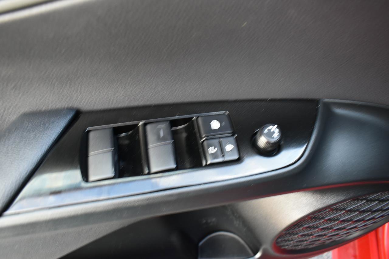 Used 2022 Toyota Prius LE FWD image 43