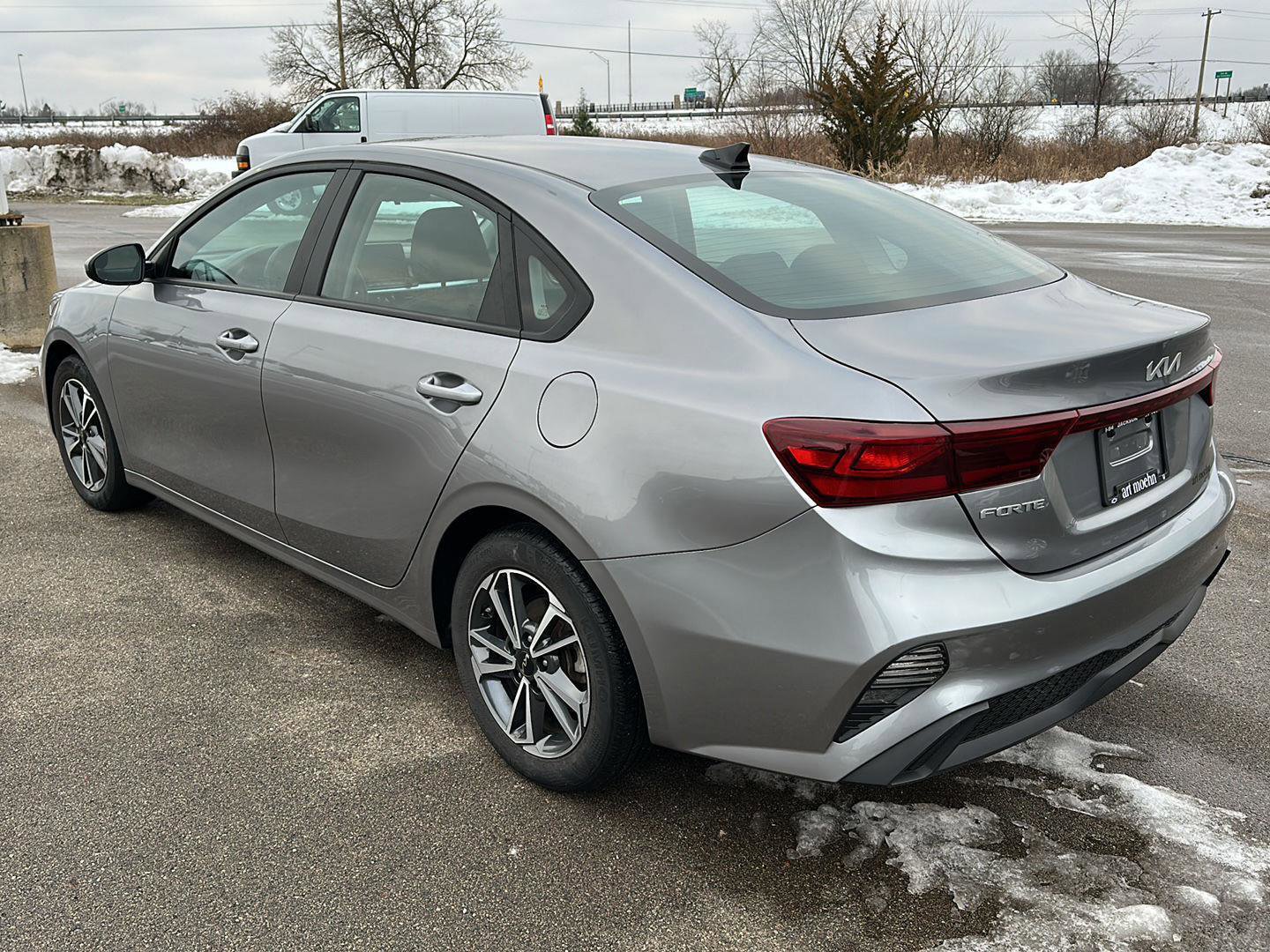 Used 2023 Kia Forte LXS image 3