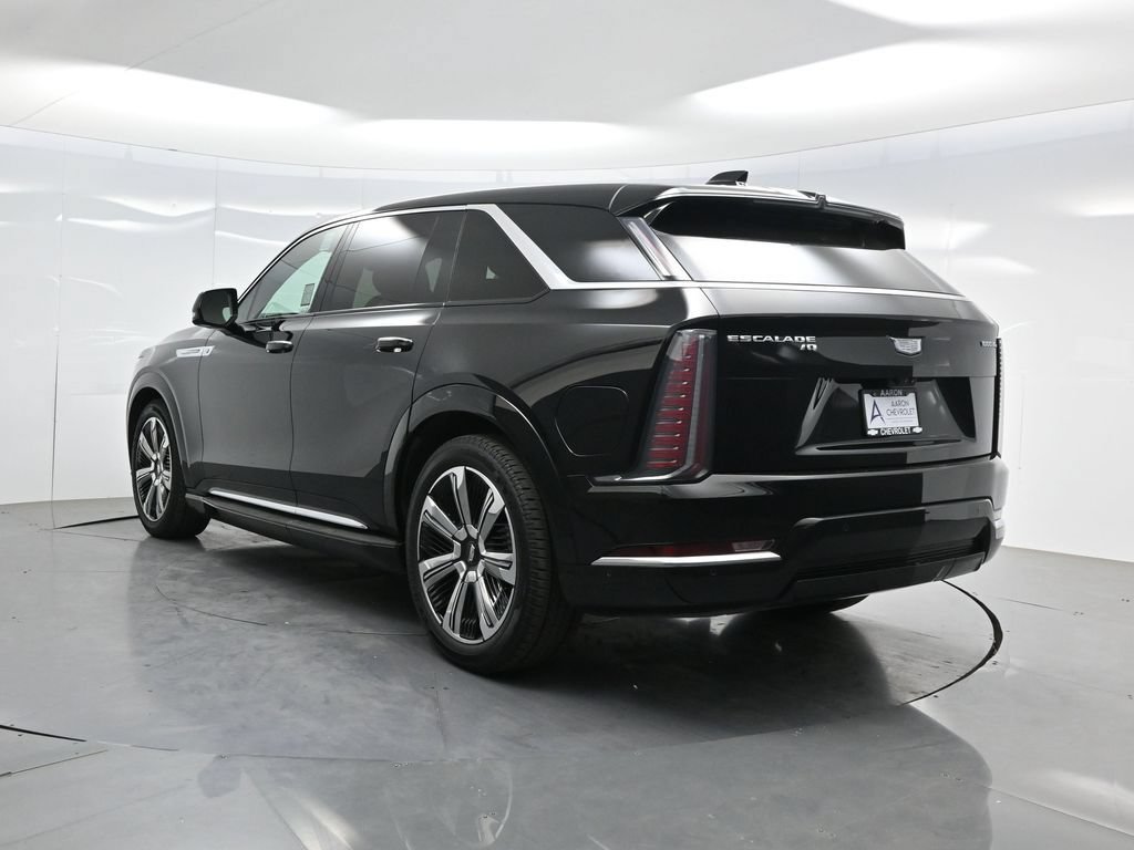 Used 2025 Cadillac Escalade IQ Luxury 2 w/ LPO, Premium Carpet Package AWD/4WD image 6
