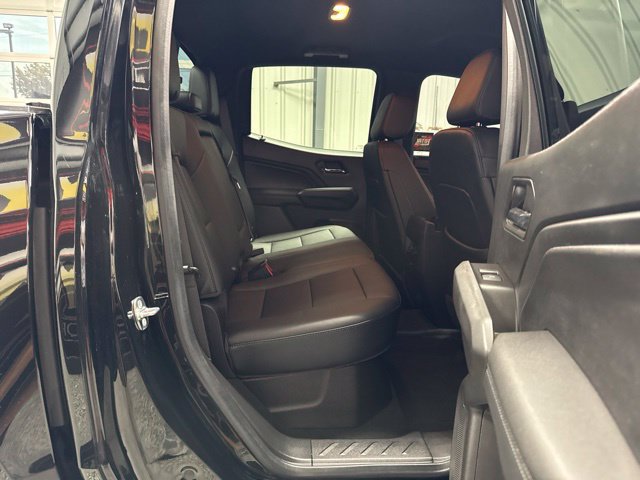 Used 2024 GMC Canyon Elevation w/ Elevation Premium Package AWD/4WD image 22
