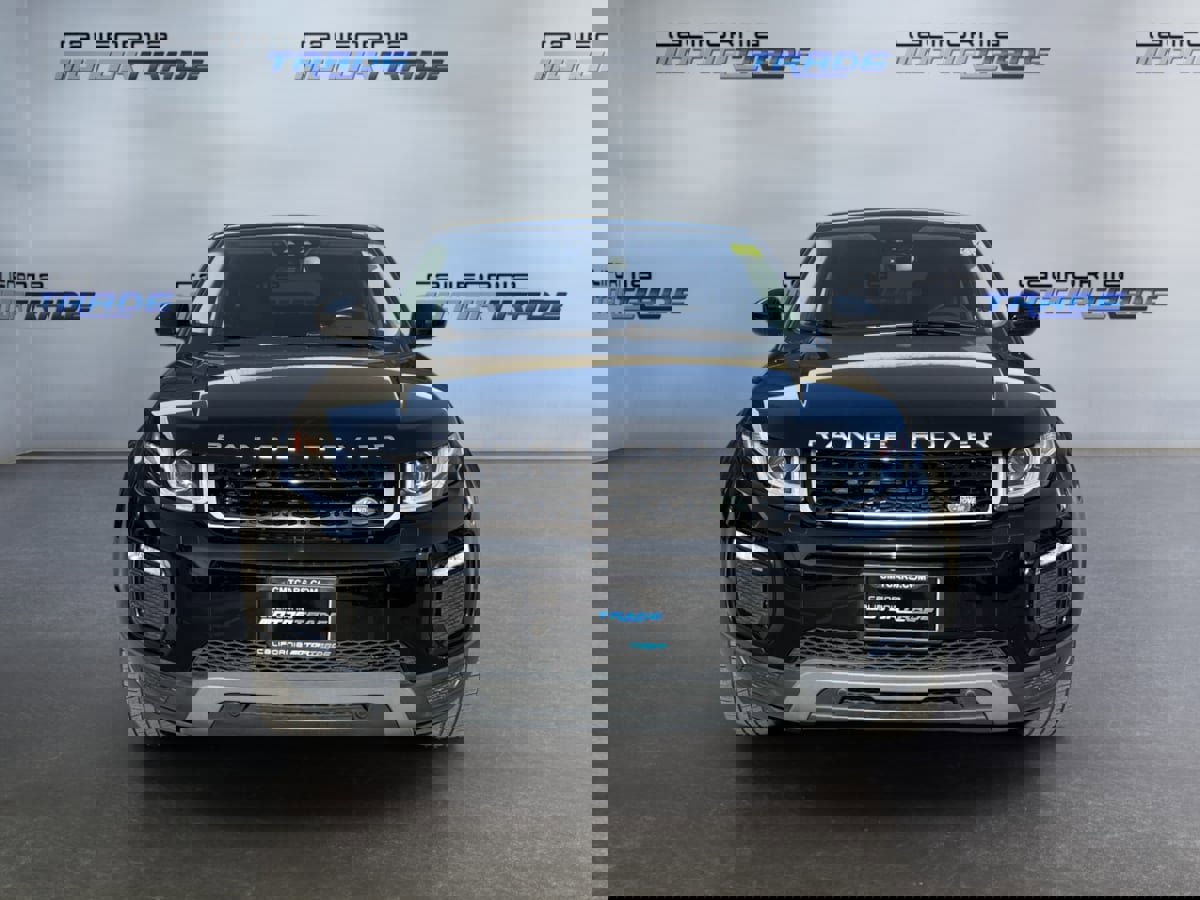 Used 2018 Land Rover Range Rover Evoque SE image 2