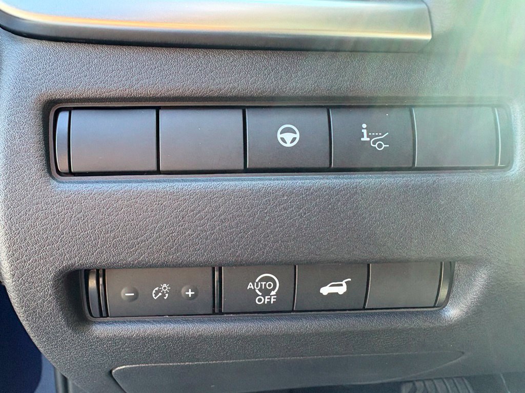 New 2026 Nissan Rogue Platinum AWD/4WD image 35