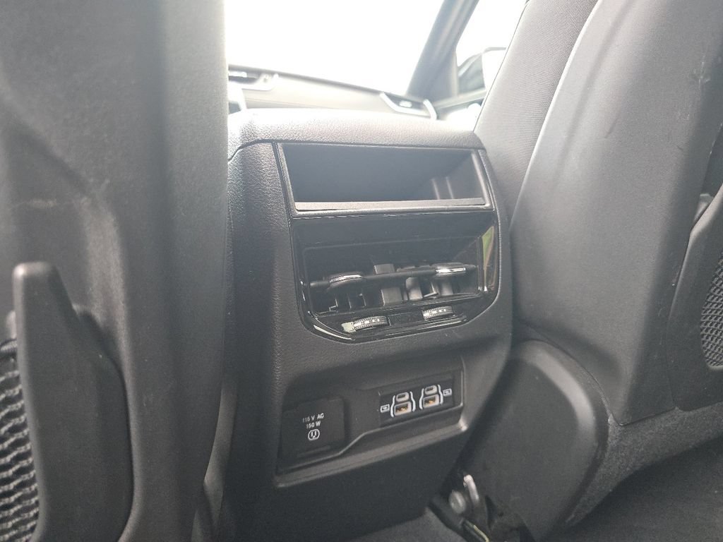 Used 2023 Jeep Grand Cherokee Altitude AWD/4WD image 23