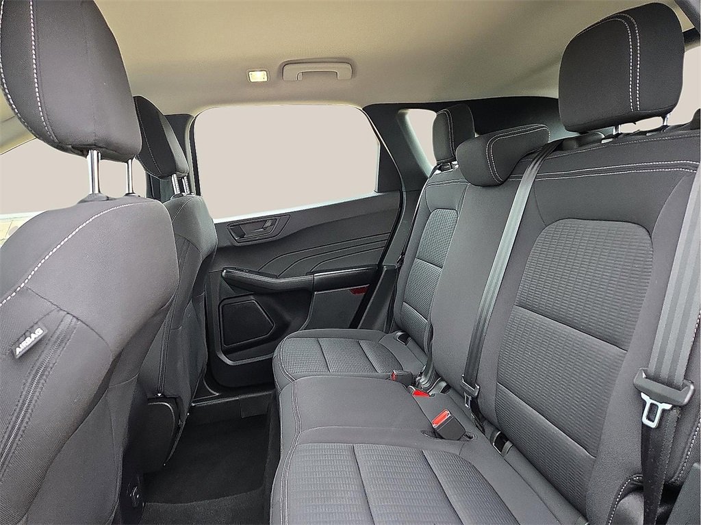 Used 2023 Ford Escape FWD image 9