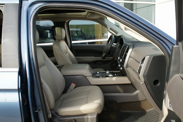 Used 2020 Ford Expedition XLT w/ Equipment Group 202A image 31
