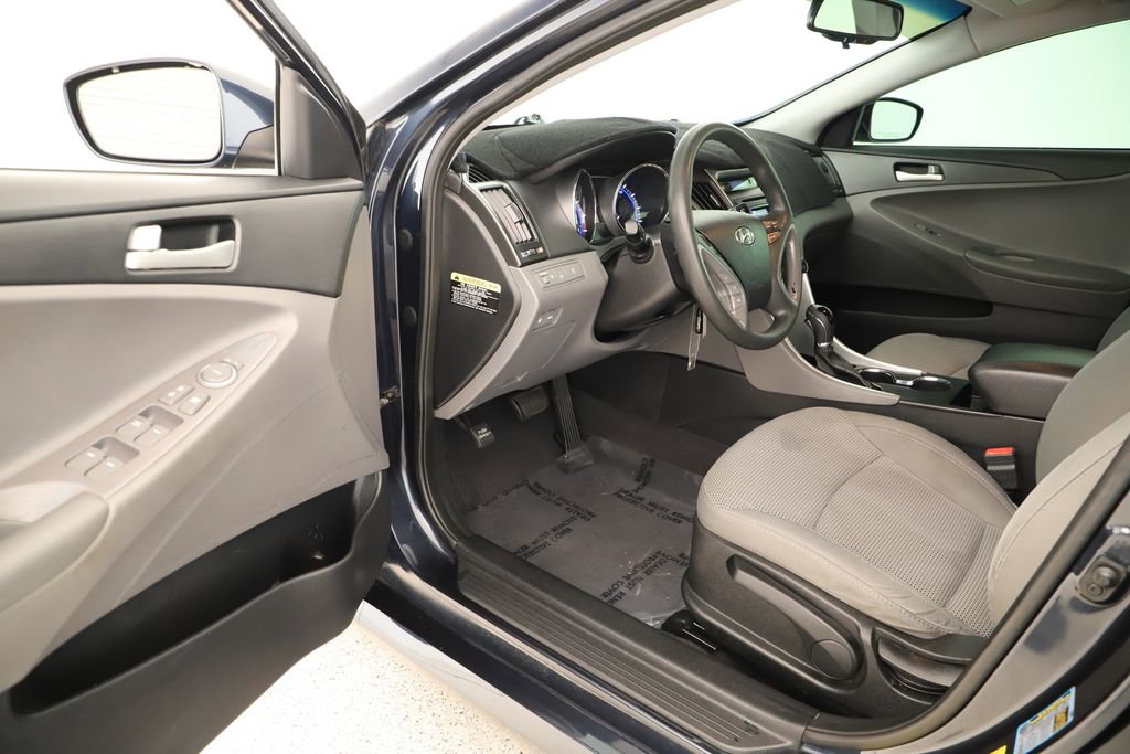 Used 2014 Hyundai Sonata GLS FWD image 14