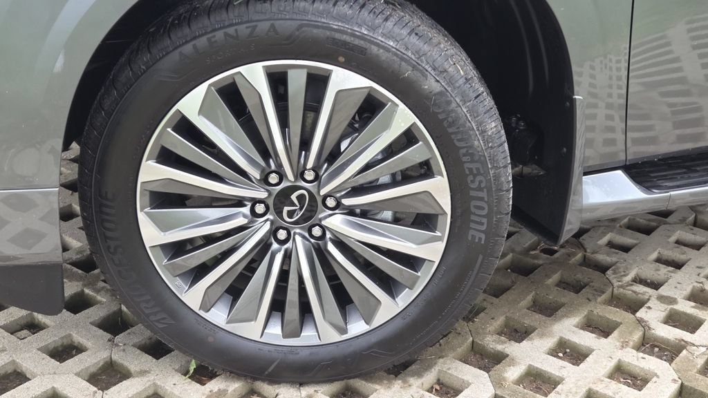 New 2027 INFINITI QX80 Luxe w/ Cargo Package AWD/4WD image 10