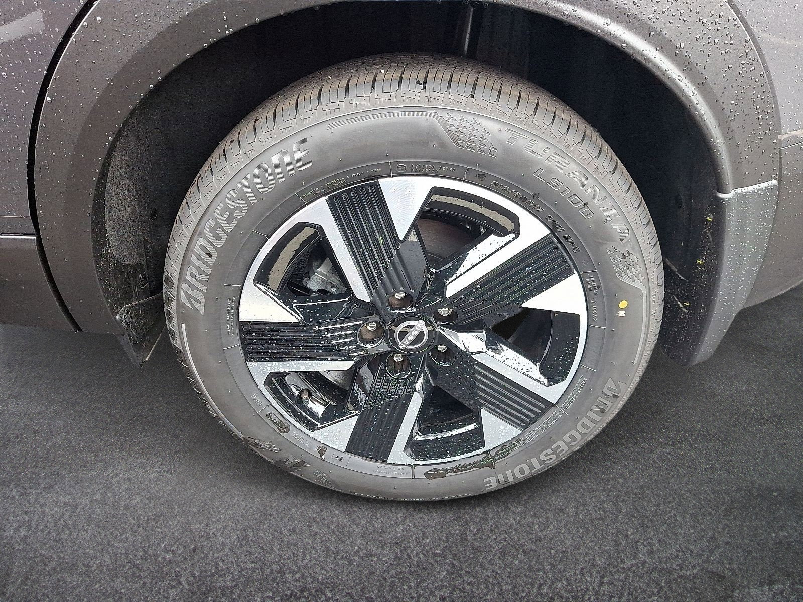 New 2026 Nissan Kicks SV image 4