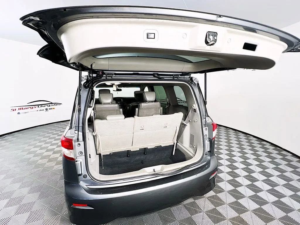 Used 2015 Nissan Quest SL w/ Bose Package FWD image 27