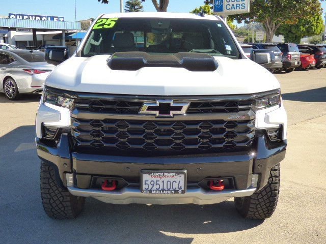Used 2025 Chevrolet Silverado 1500 ZR2 w/ Technology Package image 42