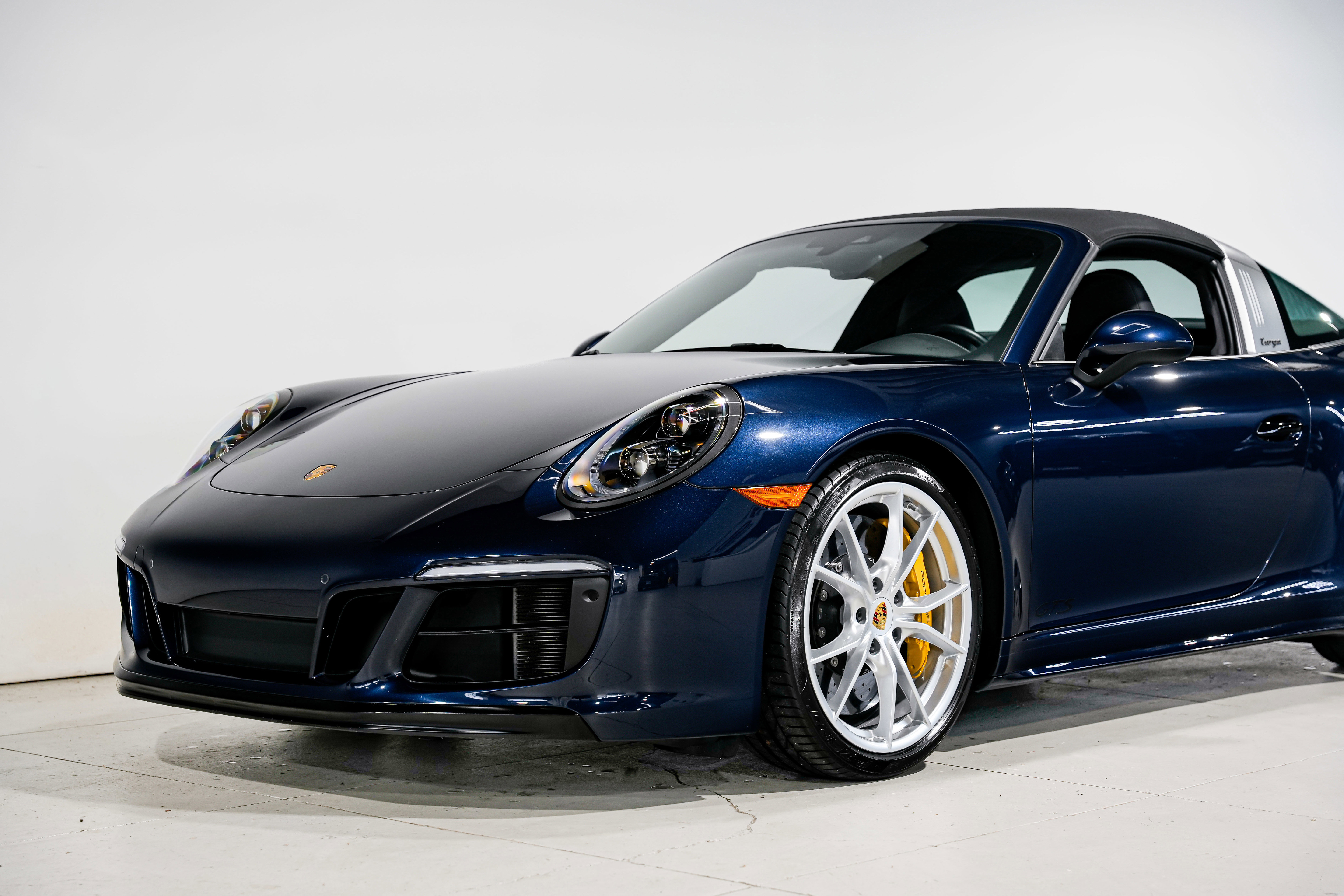 Used 2019 Porsche 911 Targa 4 GTS image 36