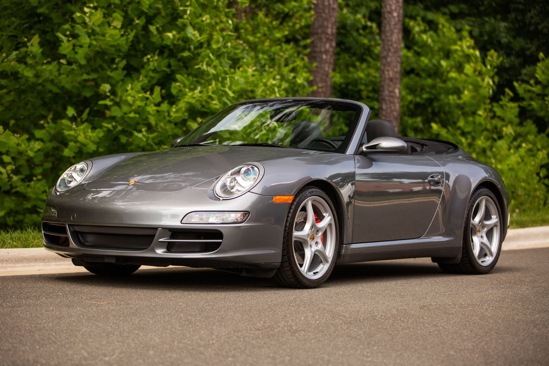 Used 2006 Porsche 911 Carrera 4S AWD/4WD image 25