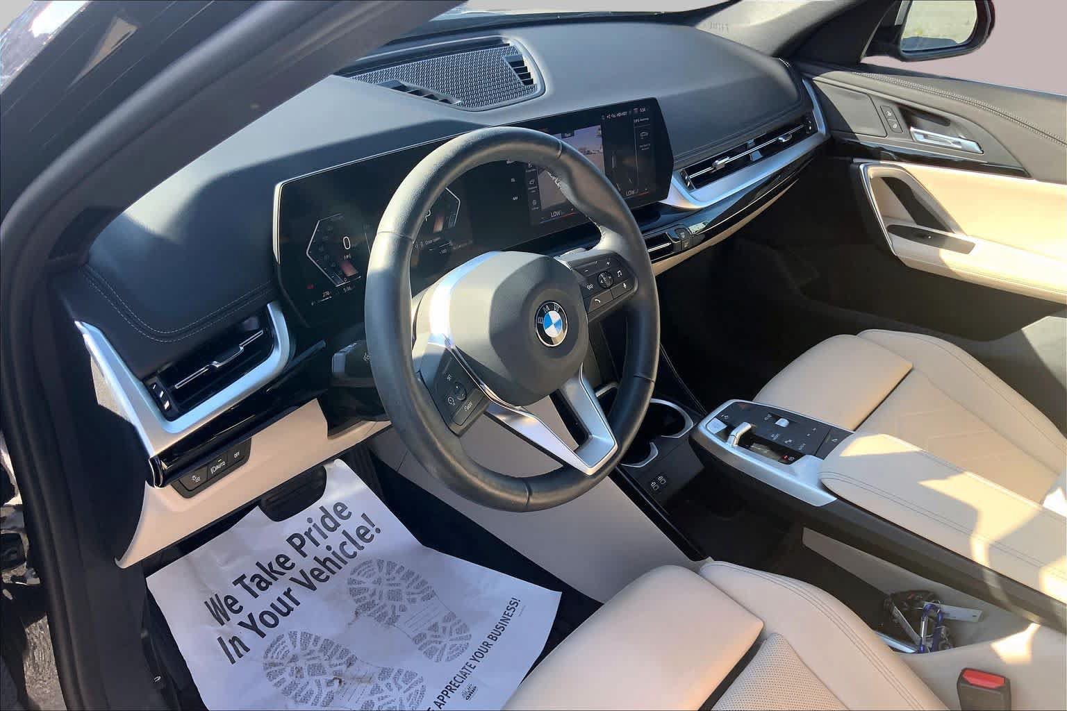 Used 2025 BMW X1 xDrive28i w/ Convenience Package AWD/4WD image 18