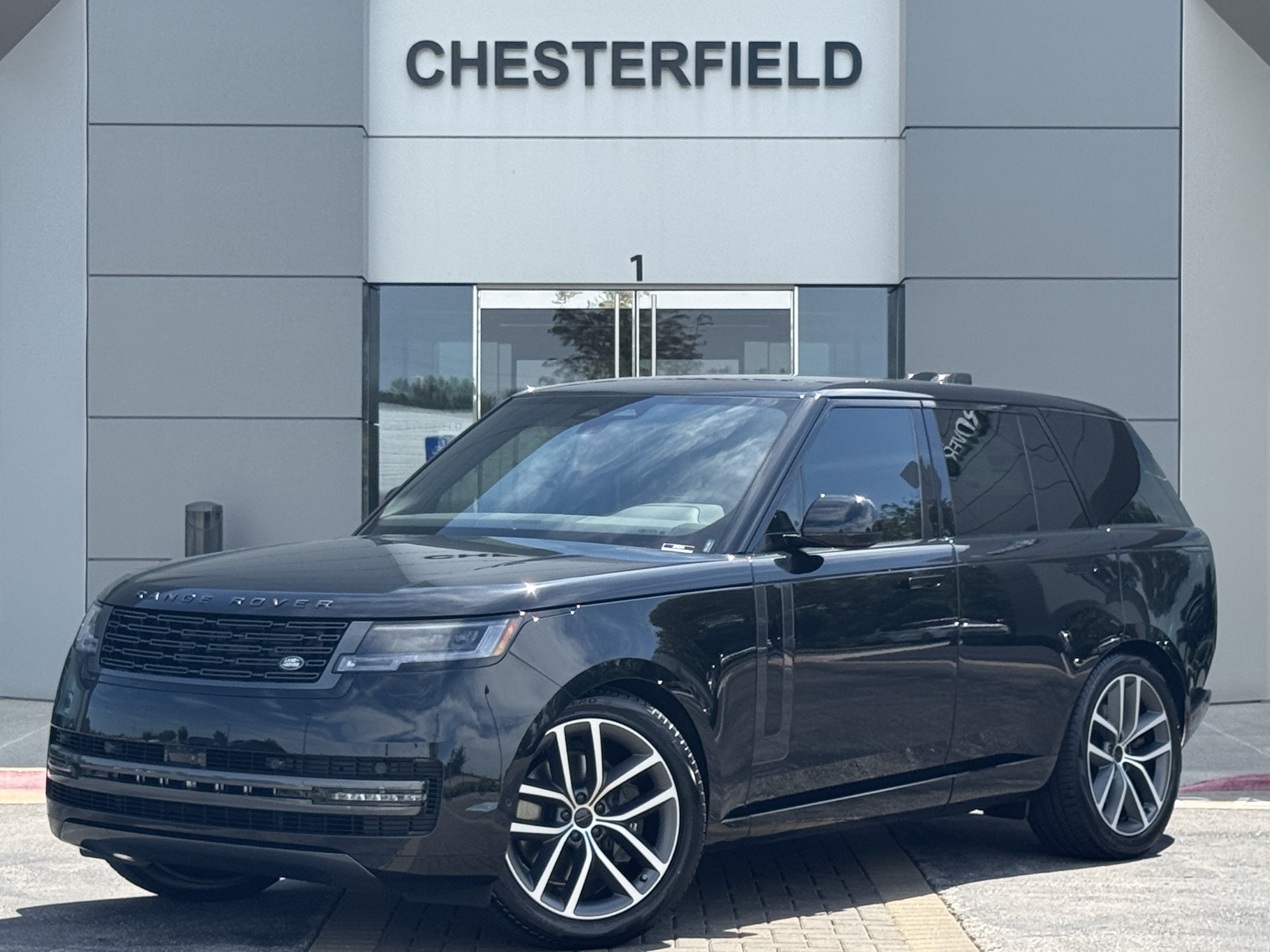 New 2026 Land Rover Range Rover SE