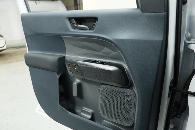 Used 2025 Ford Maverick XL FWD image 19
