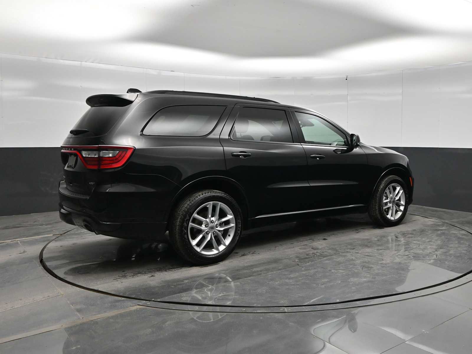 Used 2024 Dodge Durango GT AWD/4WD image 8