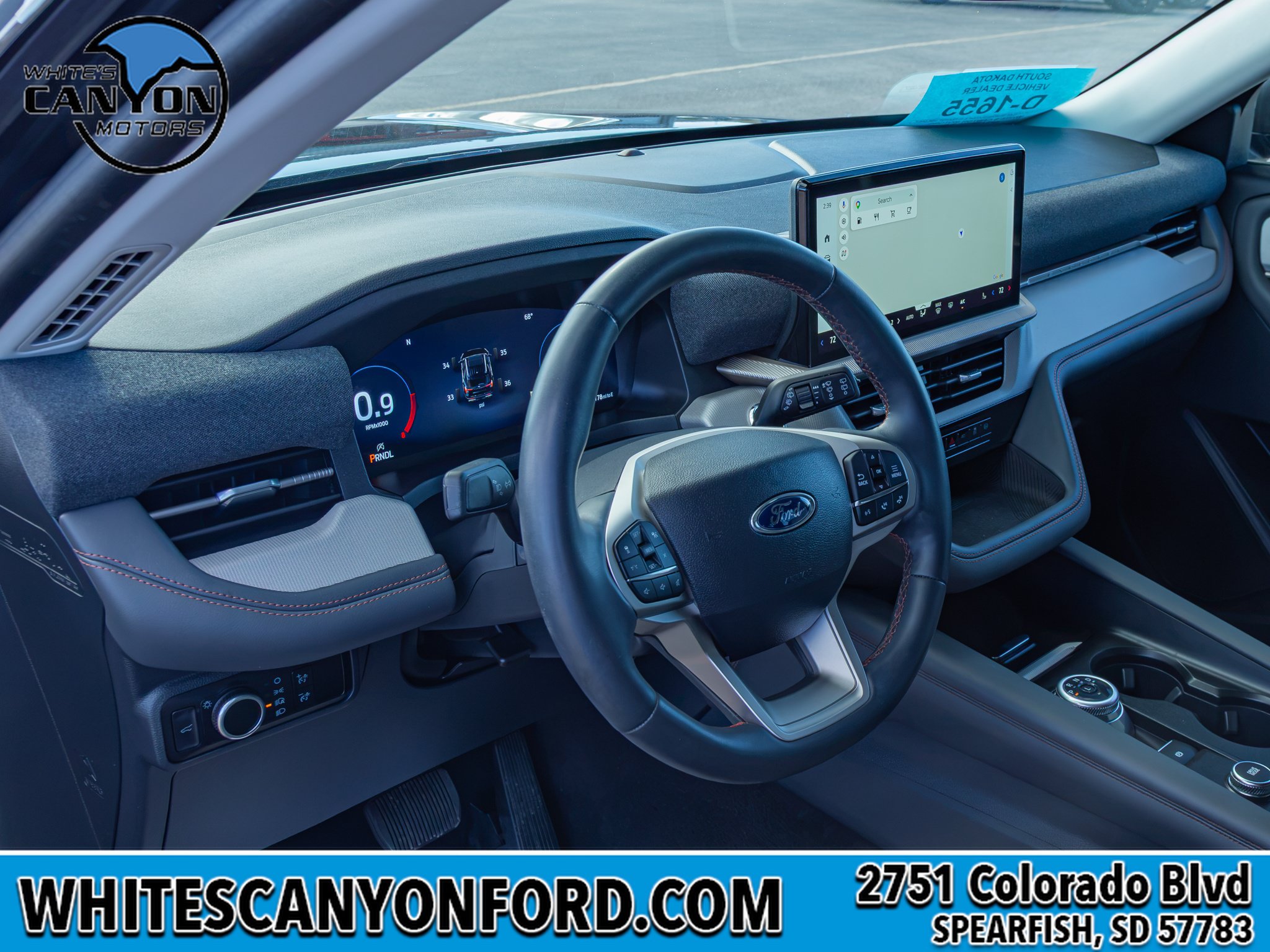 Used 2025 Ford Explorer Active AWD/4WD image 17