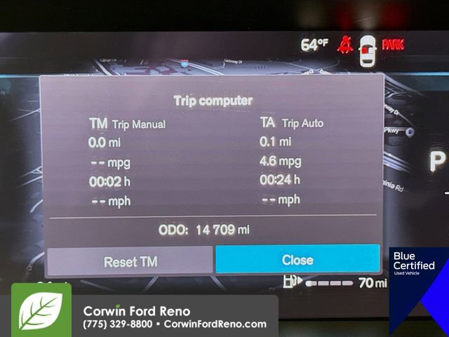 Used 2024 Volvo XC40 B5 Core image 15