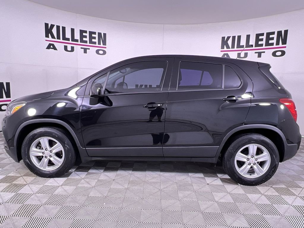 Used 2021 Chevrolet Trax LS image 4