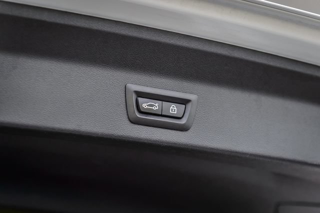 Used 2018 BMW X3 M40i AWD/4WD image 12