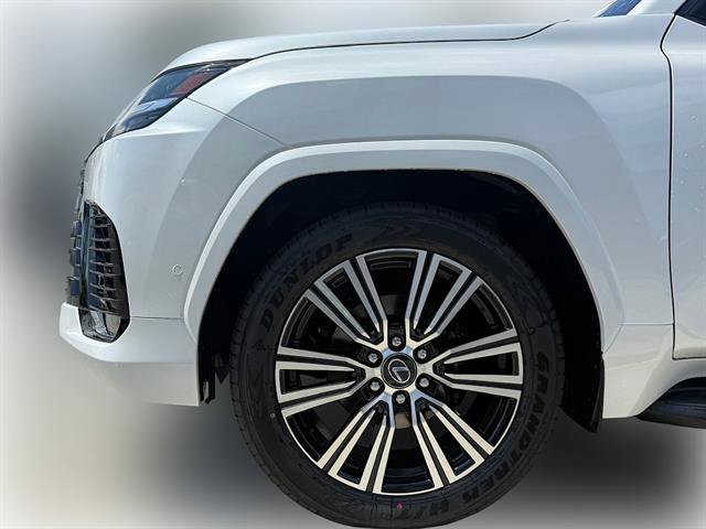 New 2026 Lexus LX 700h Luxury AWD/4WD image 4