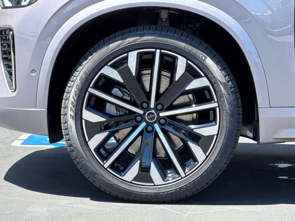 New 2026 Volvo XC90 B5 Plus AWD/4WD image 26
