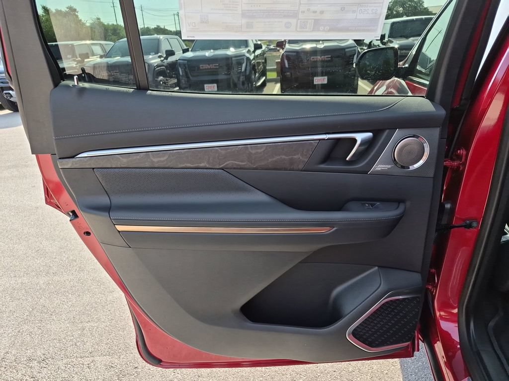 New 2026 Buick Enclave Avenir w/ Super Cruise Package FWD image 35