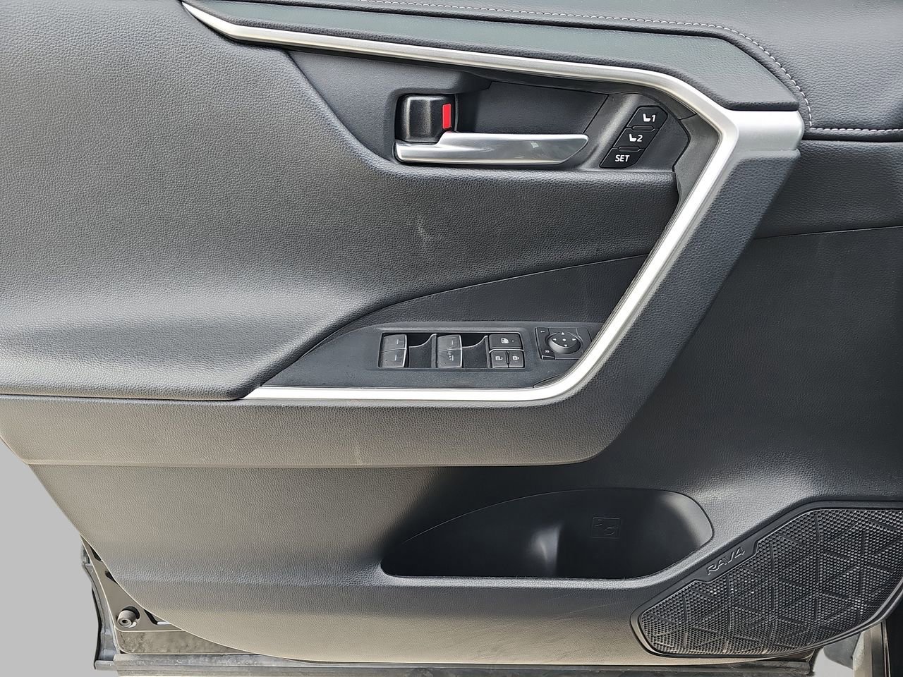 Used 2023 Toyota RAV4 Limited w/ Limited Grade Weather Package image 31