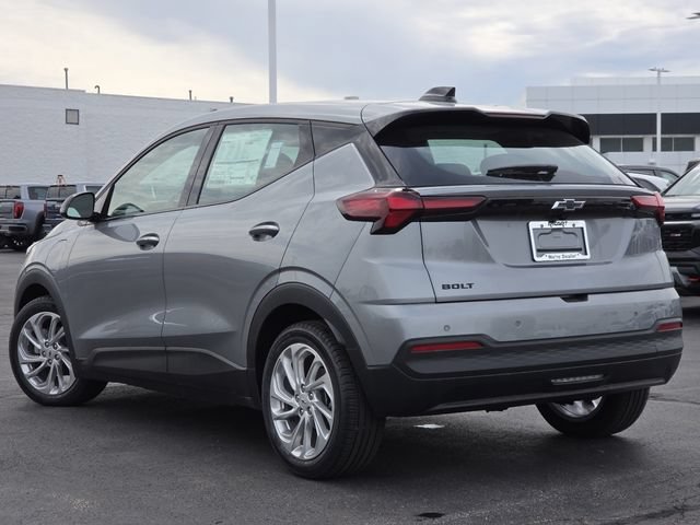 New 2027 Chevrolet Bolt LT w/ Comfort Package FWD image 17
