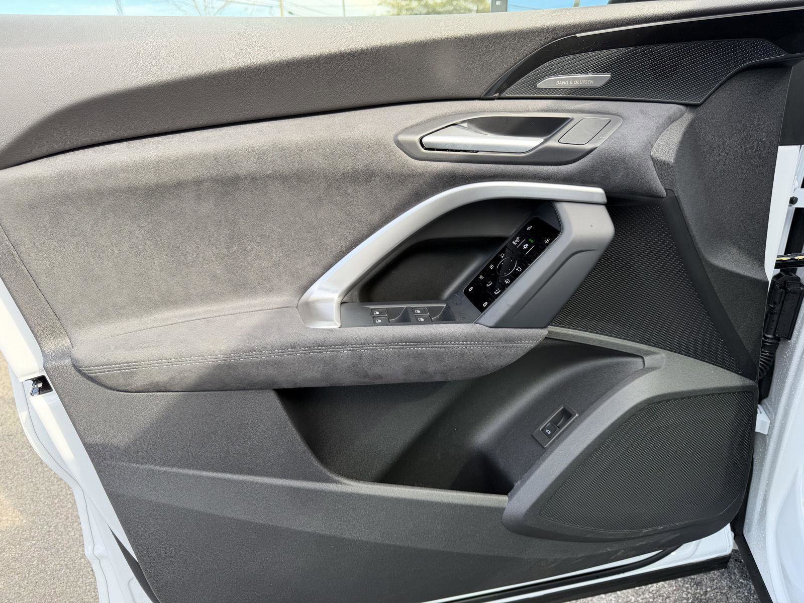 New 2025 Audi SQ5 Premium Plus image 12
