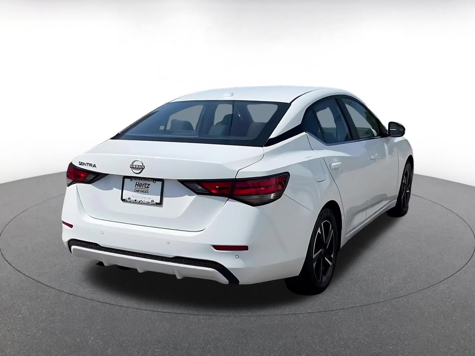 Used 2025 Nissan Sentra SV FWD image 12