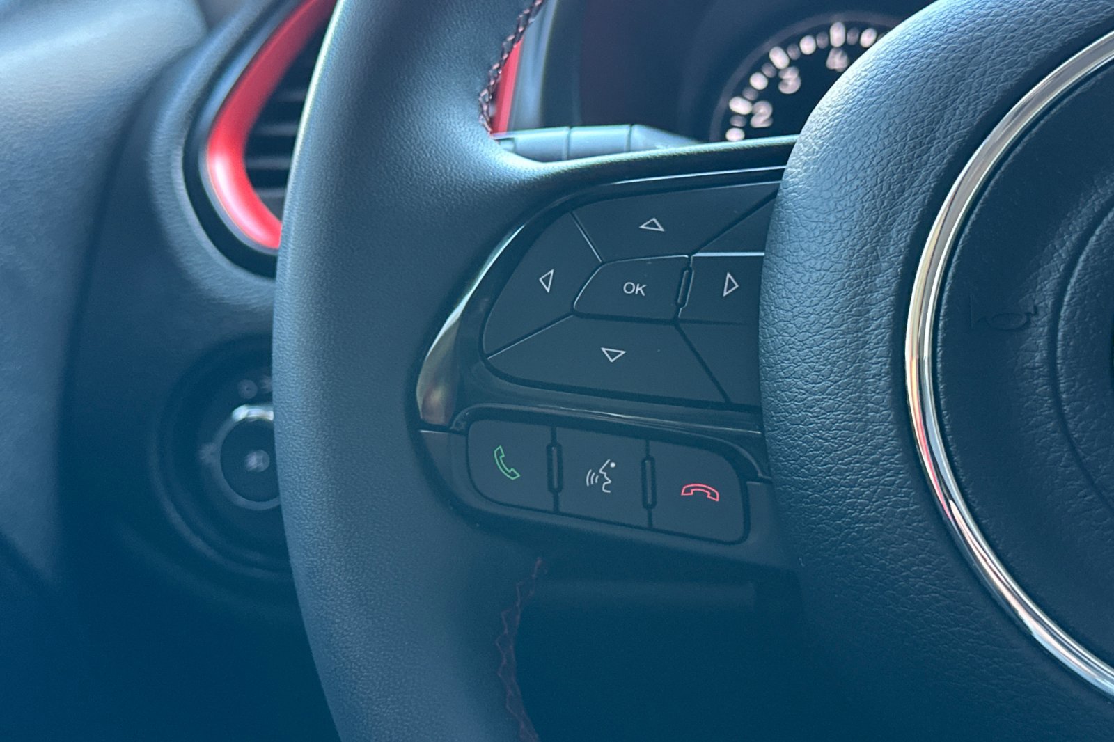 Used 2022 Jeep Renegade Latitude image 36