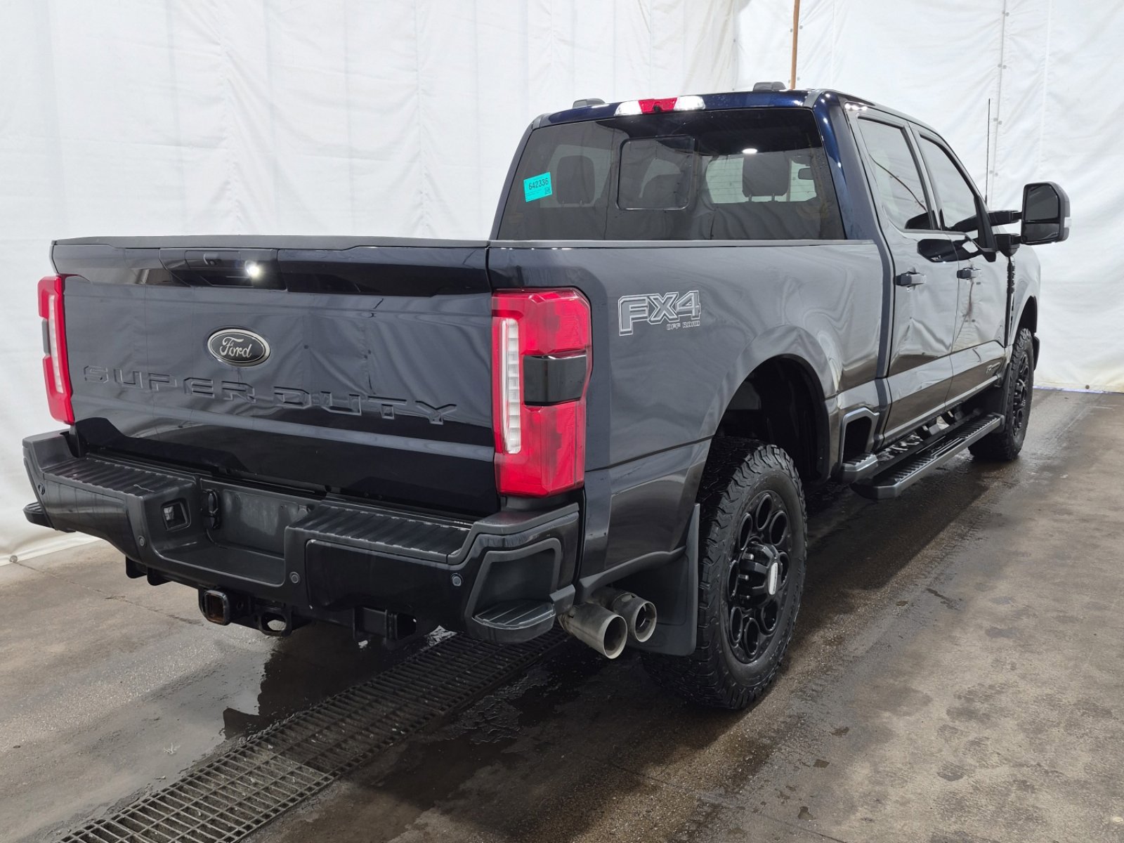 Used 2023 Ford F250 Lariat w/ Lariat Ultimate Package image 3