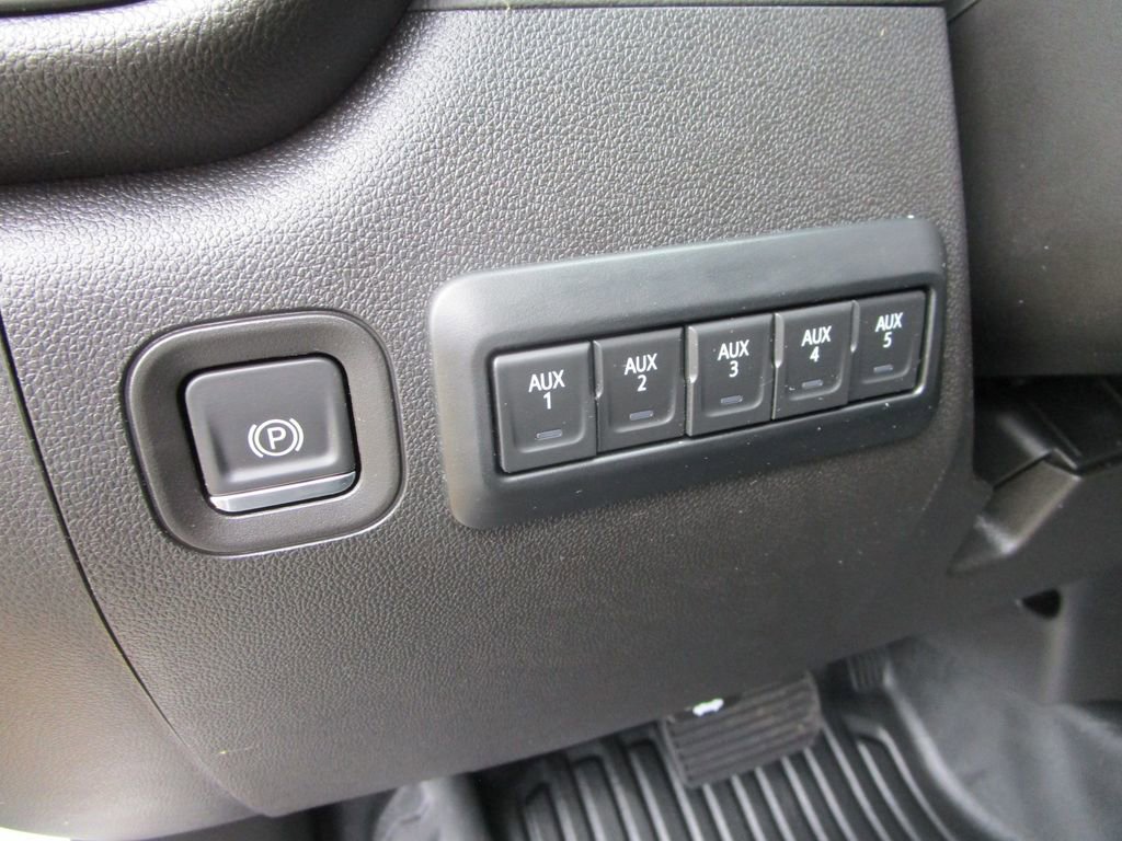 New 2026 GMC Sierra 3500 Pro w/ Convenience Package image 35