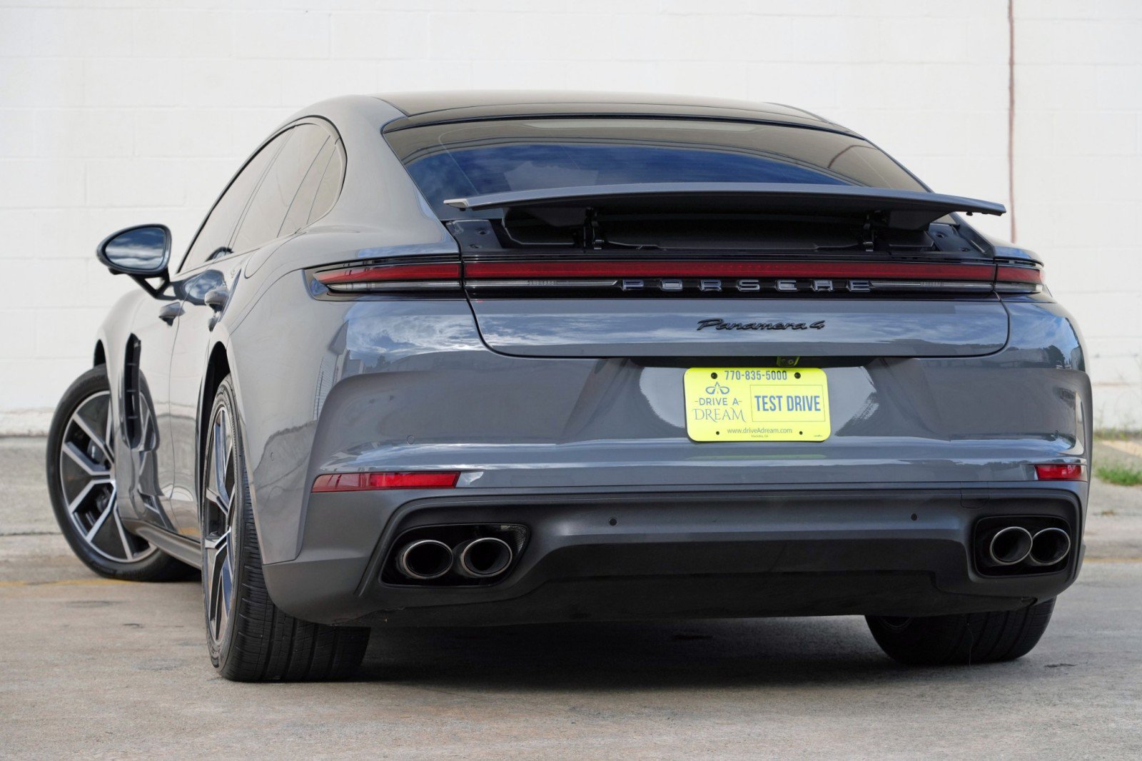 Used 2025 Porsche Panamera 4 w/ Premium Package AWD/4WD image 6