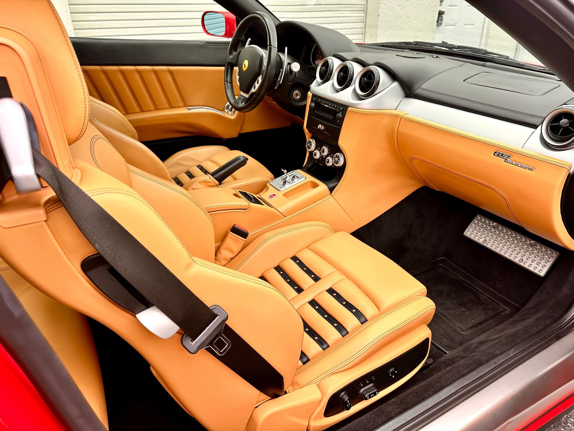 Used 2005 Ferrari 612 Scaglietti RWD image 31