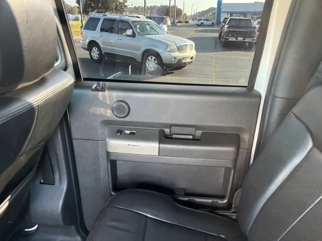 Used 2016 Ford F250 Lariat w/ Lariat Ultimate Package AWD/4WD image 13