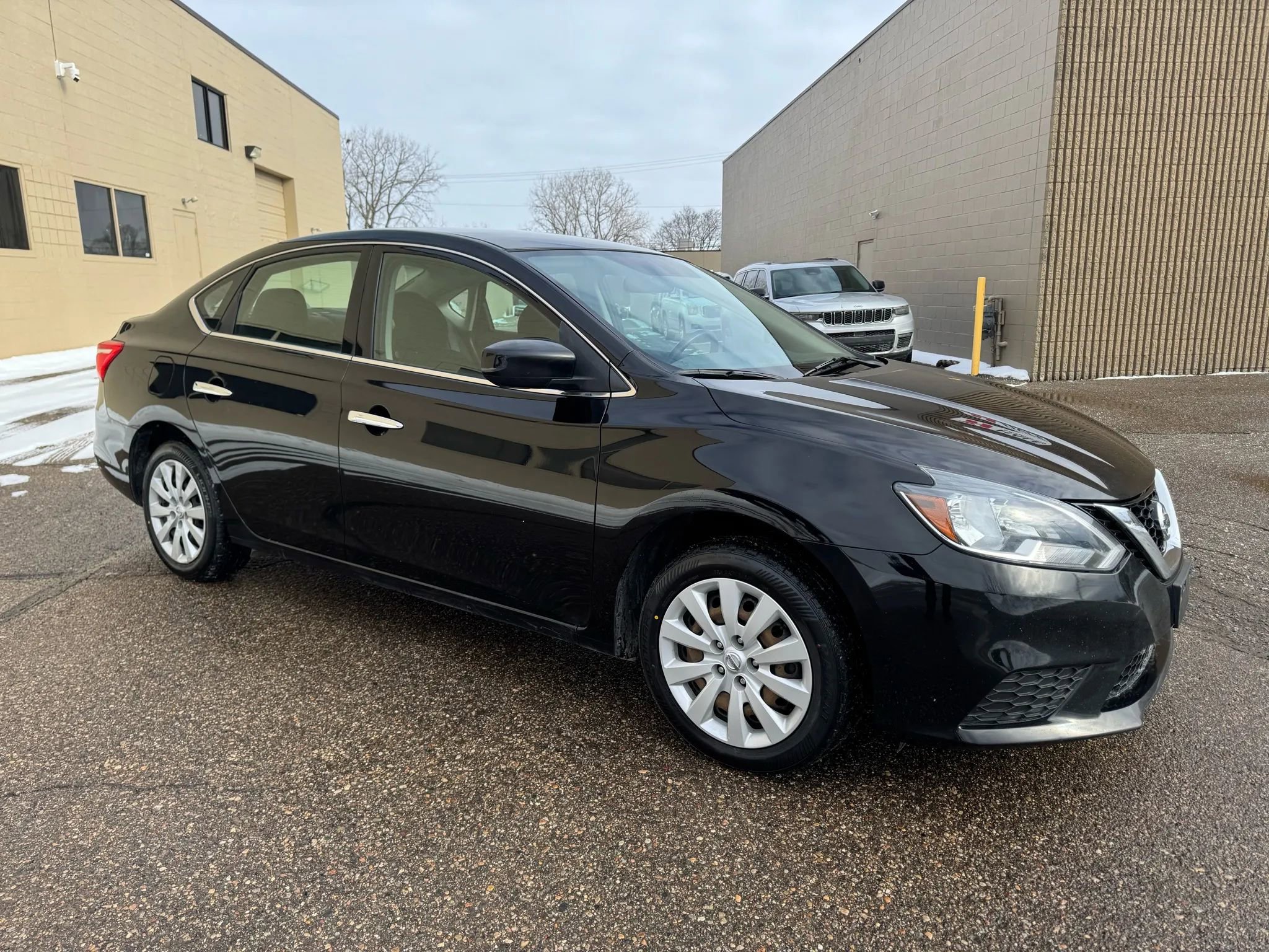 Used 2019 Nissan Sentra S image 12