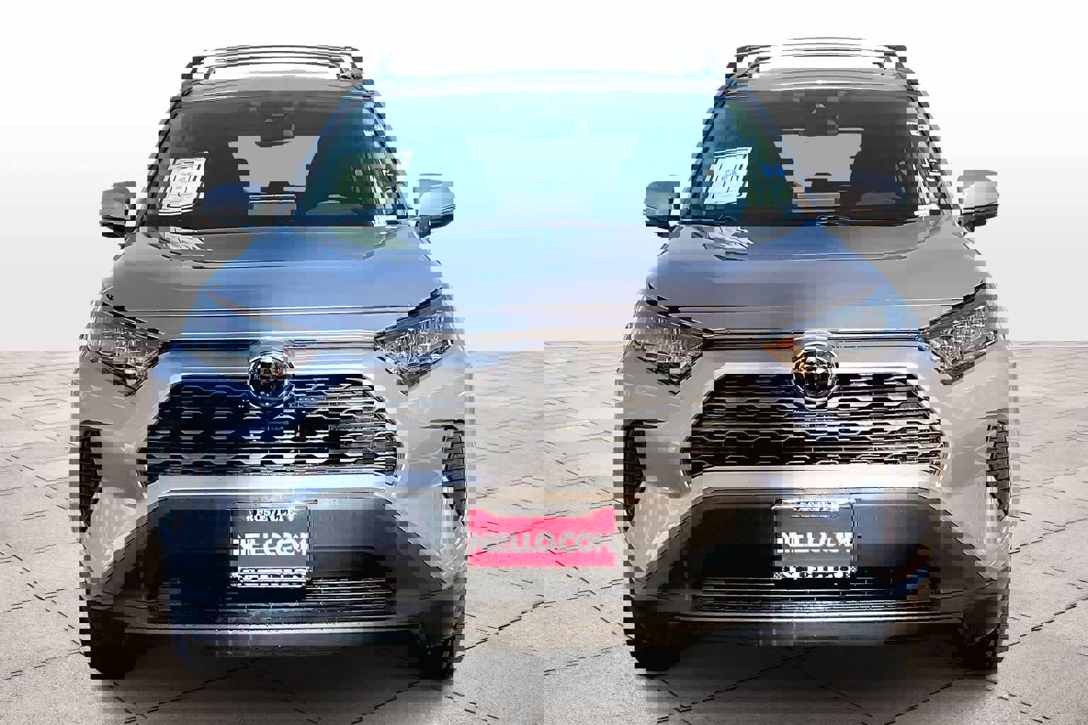 Used 2019 Toyota RAV4 LE w/ Carpet Mat Package image 3