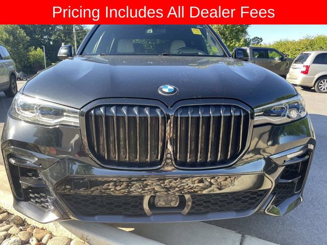 Used 2020 BMW X7 M50i w/ Dynamic Handling Package AWD/4WD image 13