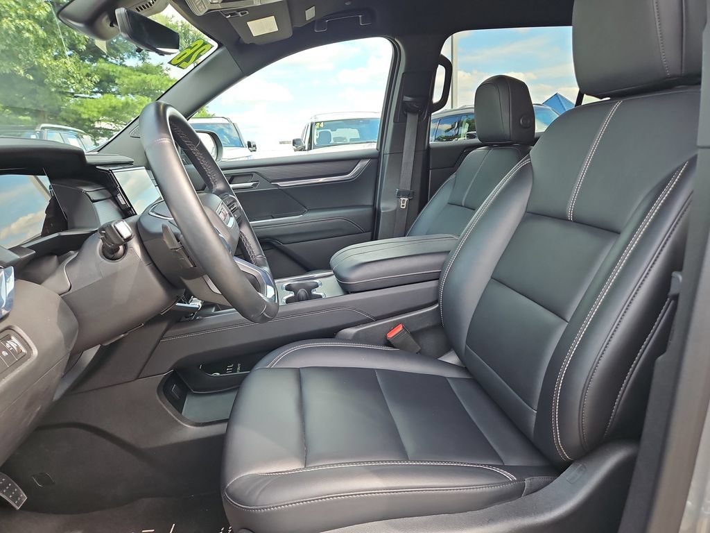 Used 2026 GMC Acadia Elevation w/ Elevation Premium Package AWD/4WD image 26