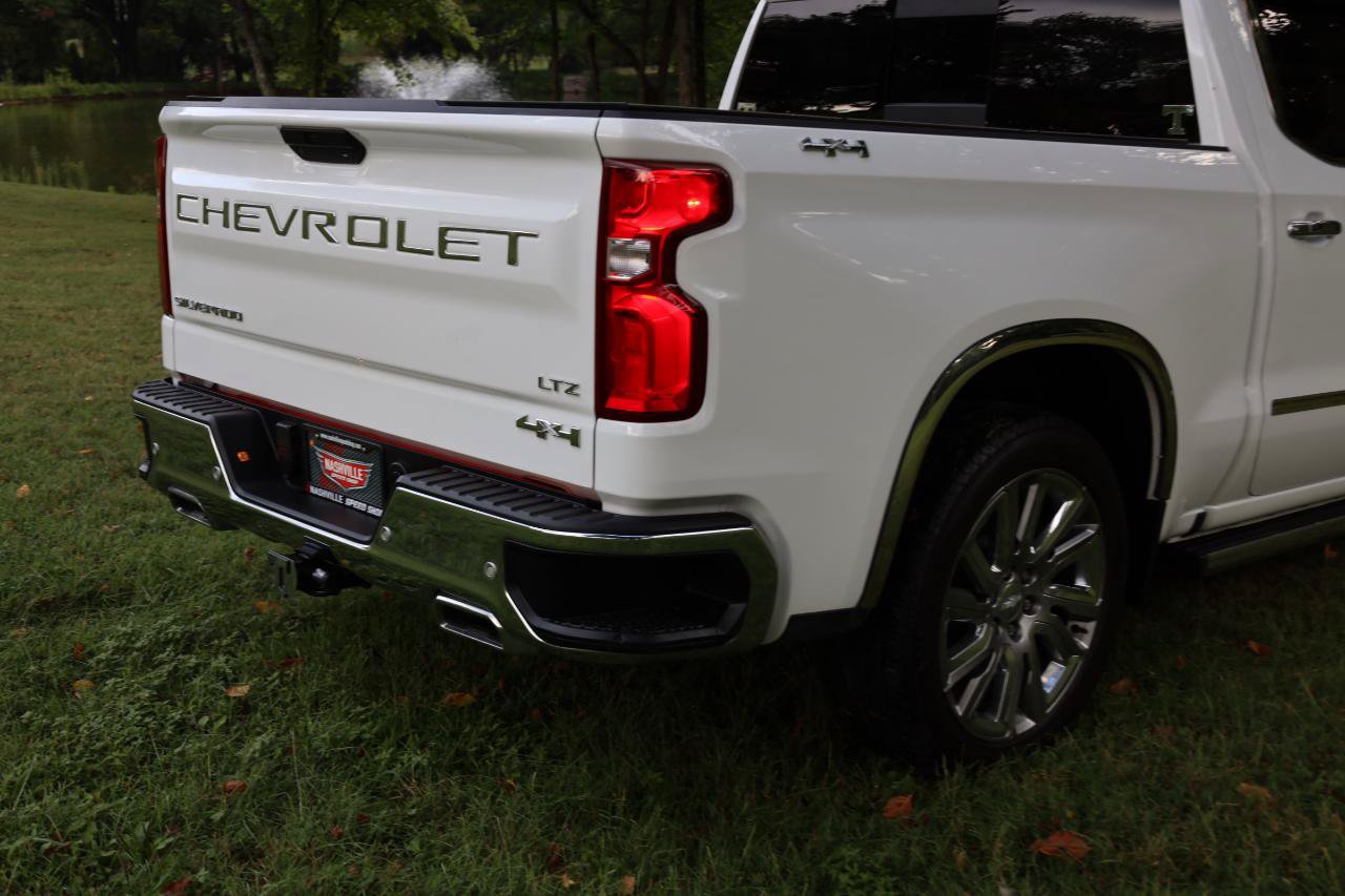 Used 2022 Chevrolet Silverado 1500 LTZ w/ LTZ Premium Package AWD/4WD image 7