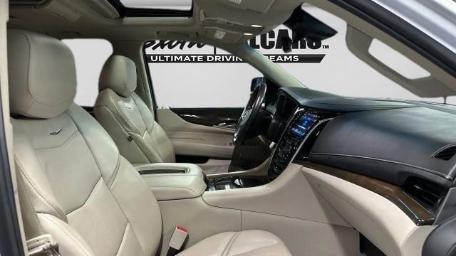 Used 2019 Cadillac Escalade Premium Luxury image 11