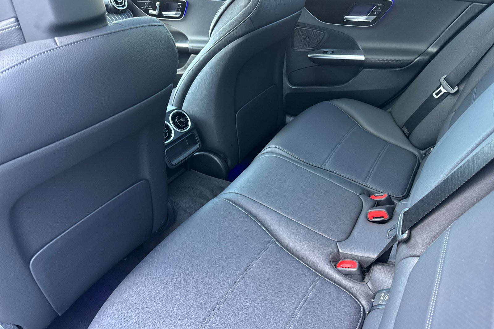Used 2023 Mercedes-Benz C 300 Sedan image 12