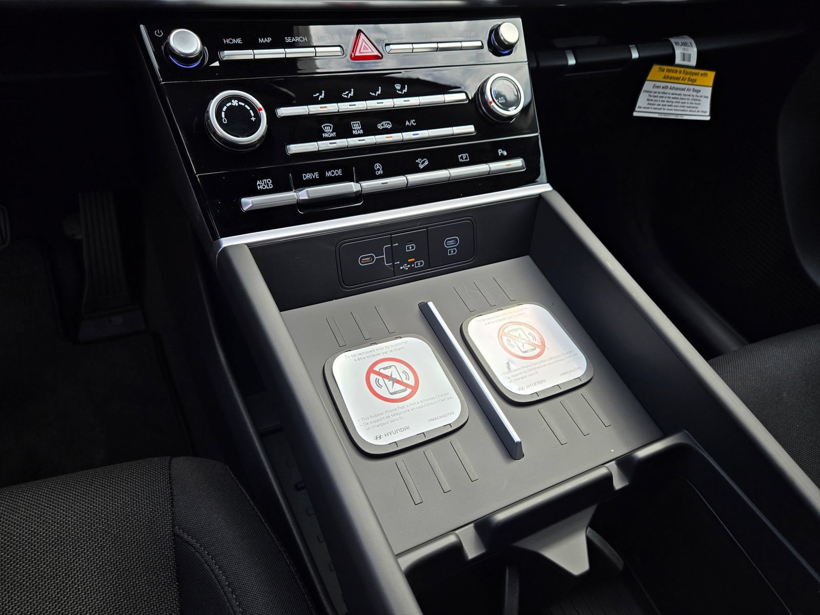New 2027 Hyundai Santa Fe SE FWD image 14