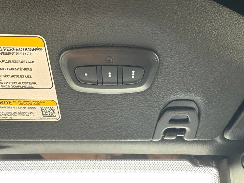 Used 2024 Jeep Wrangler Sport AWD/4WD image 28
