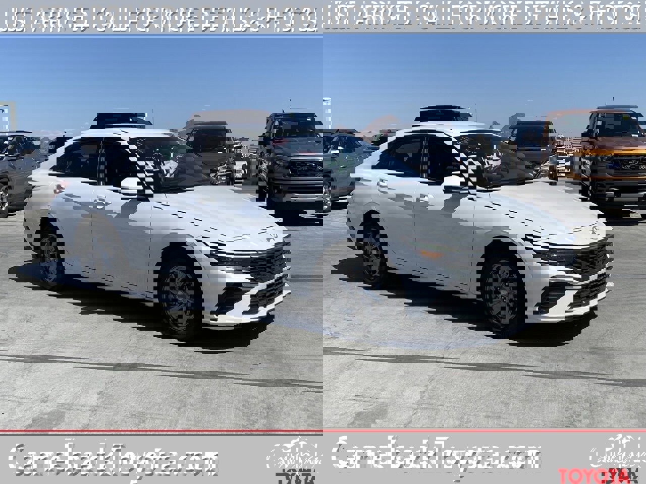 Used 2024 Hyundai Elantra SE