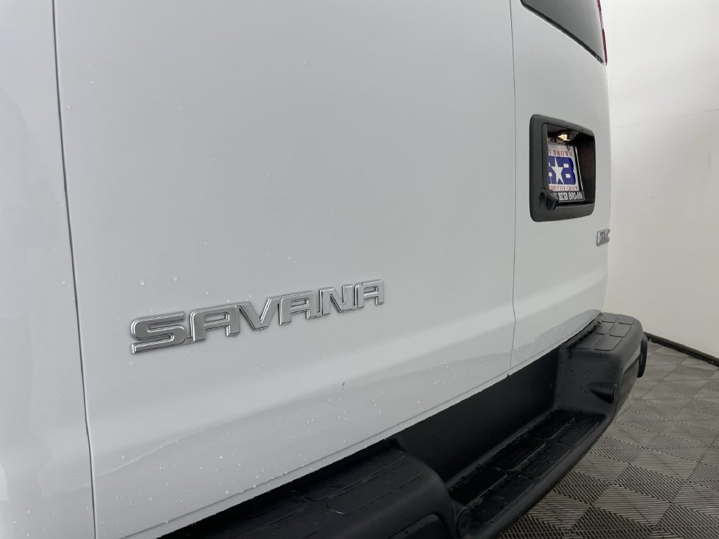 New 2025 GMC Savana 2500 Extended w/ Driver Convenience Package RWD image 29