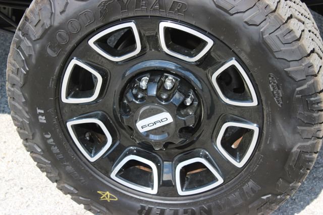 Used 2022 Ford F250 Platinum AWD/4WD image 17