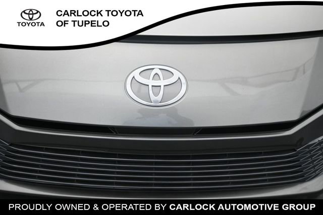 Used 2026 Toyota Camry SE FWD image 36